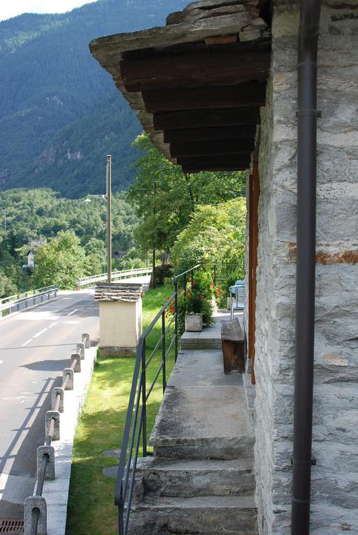 Casa Fontanella Villa Brione  Екстериор снимка